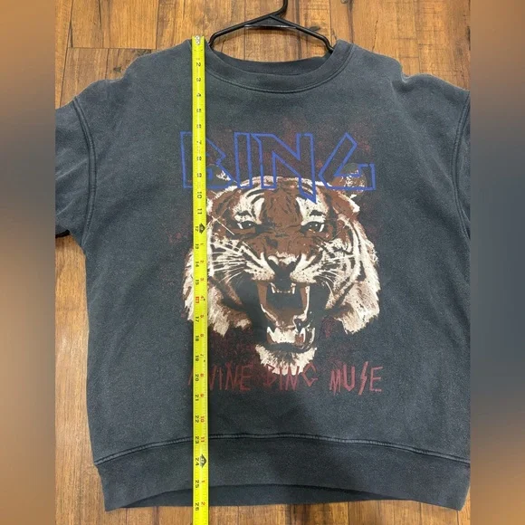 Annie Bing Tiger Sweatshirt Gray/Black Size Small Frayed Sleeves - Picture 9 of 12
